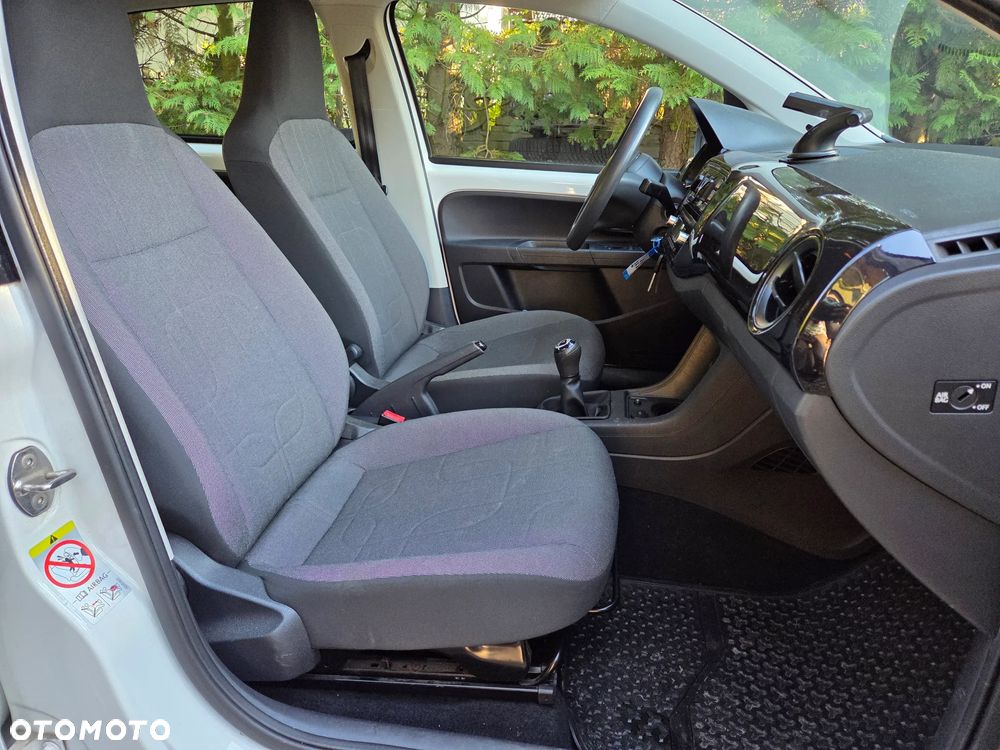 Volkswagen up! BlueMotion Technology move - 10