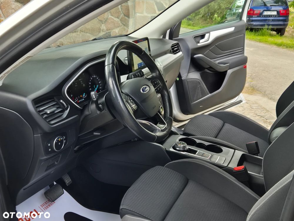 Ford Focus 1.5 EcoBlue Start-Stopp-System TITANIUM DESIGN - 7