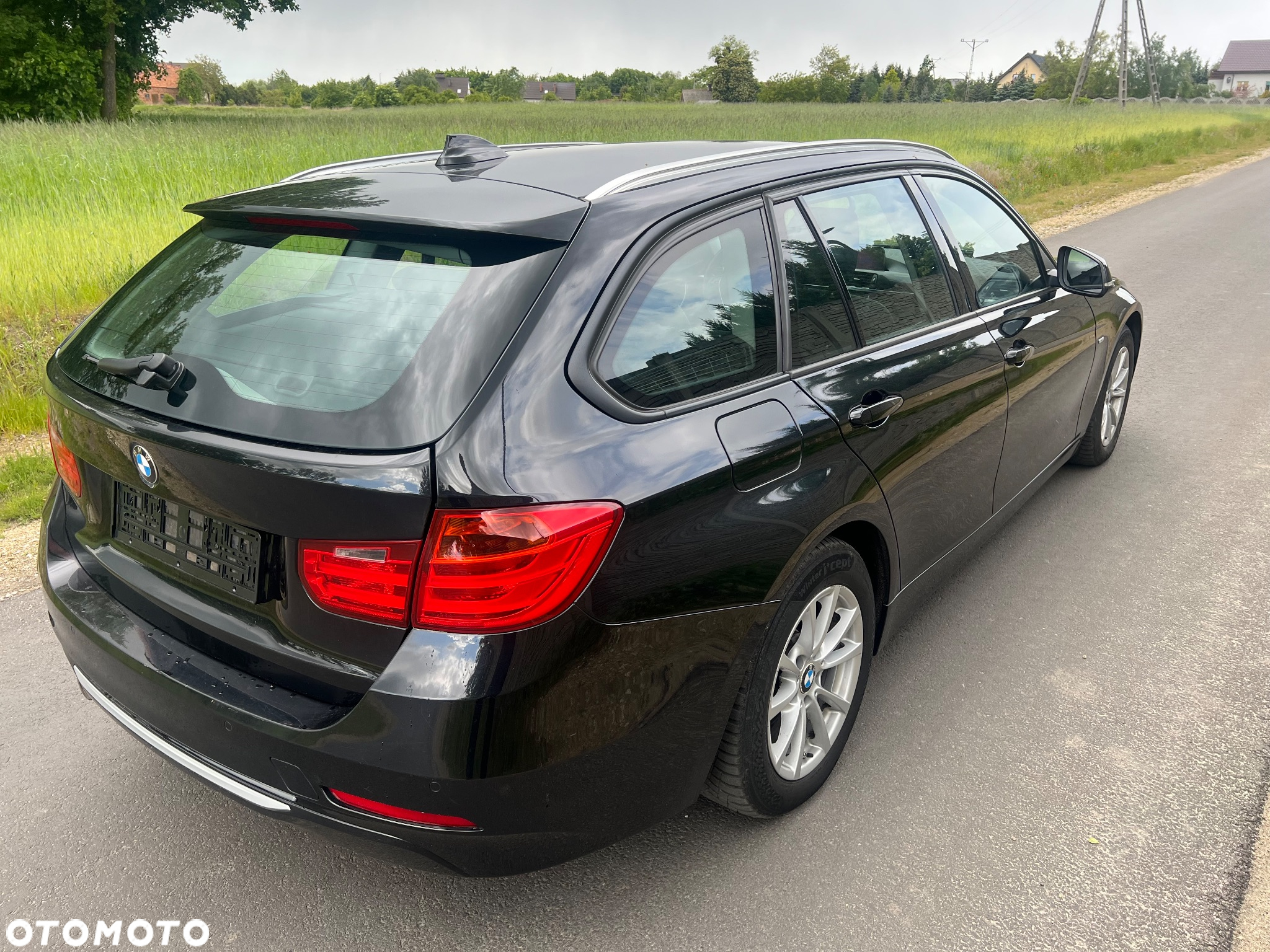 BMW Seria 3 318d Touring - 4