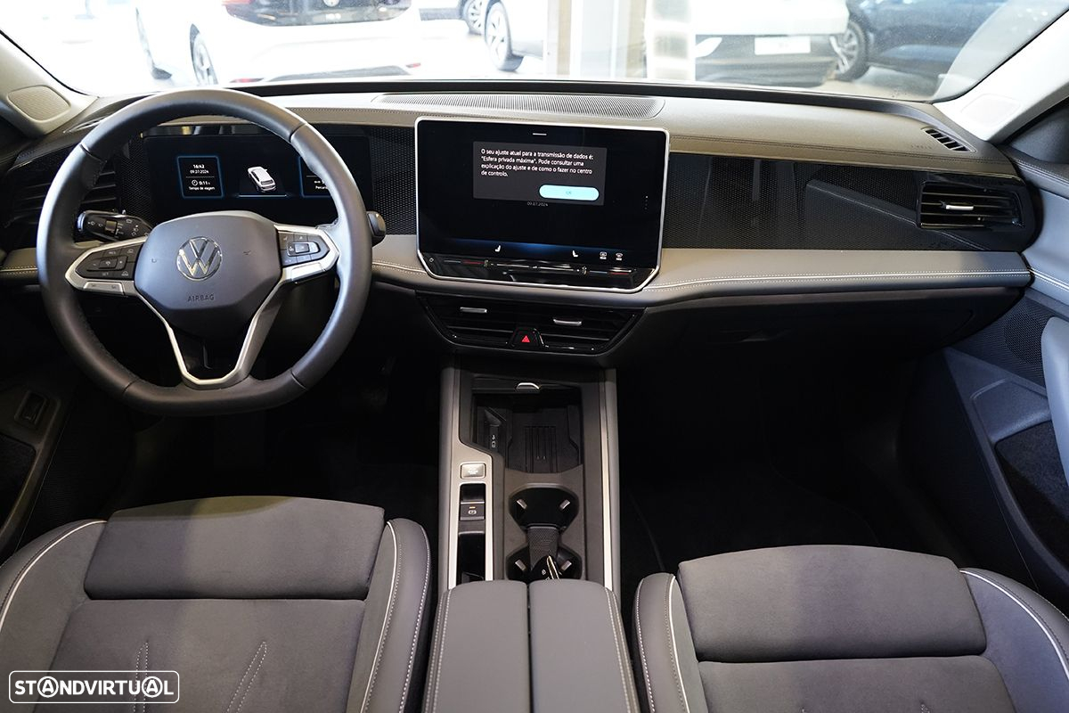 VW Passat Variant 2.0 TDi Business DSG - 7