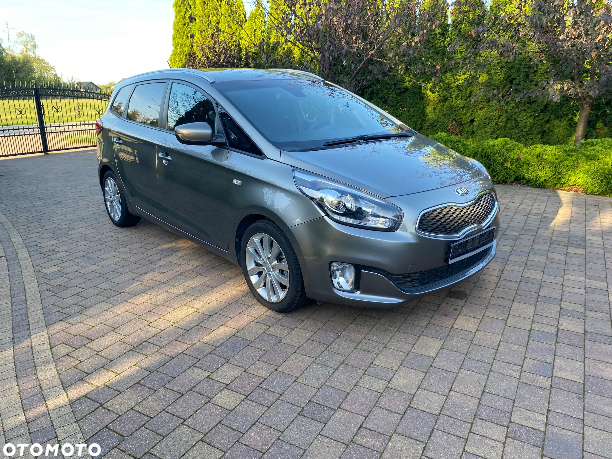 Kia Carens 1.7 CRDi Vision - 6