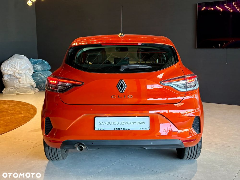 Renault Clio - 9