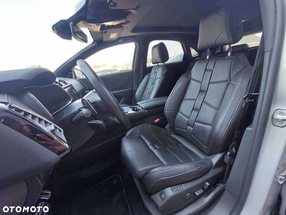 DS Automobiles DS 7 Crossback - 11