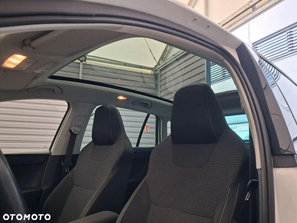 Skoda RAPID Spb 1.2 TSI Style Plus - 14