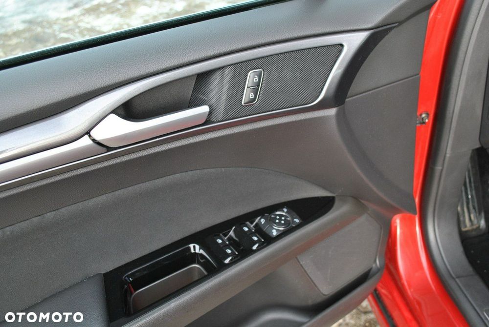 Ford Mondeo 2.0 EcoBlue Titanium - 15