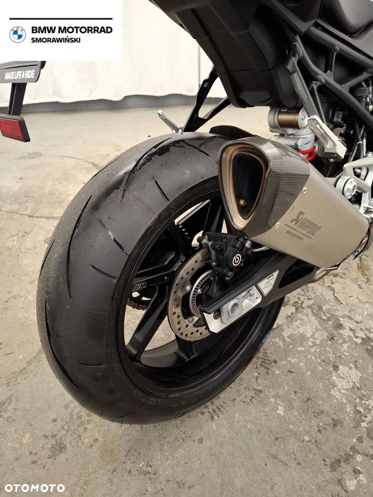 BMW S - 15