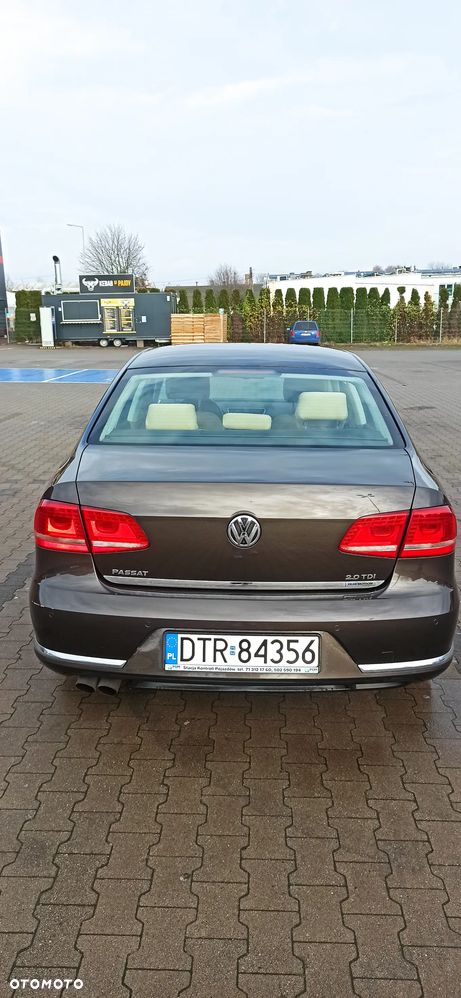 Volkswagen Passat 2.0 TDI Comfortline - 5