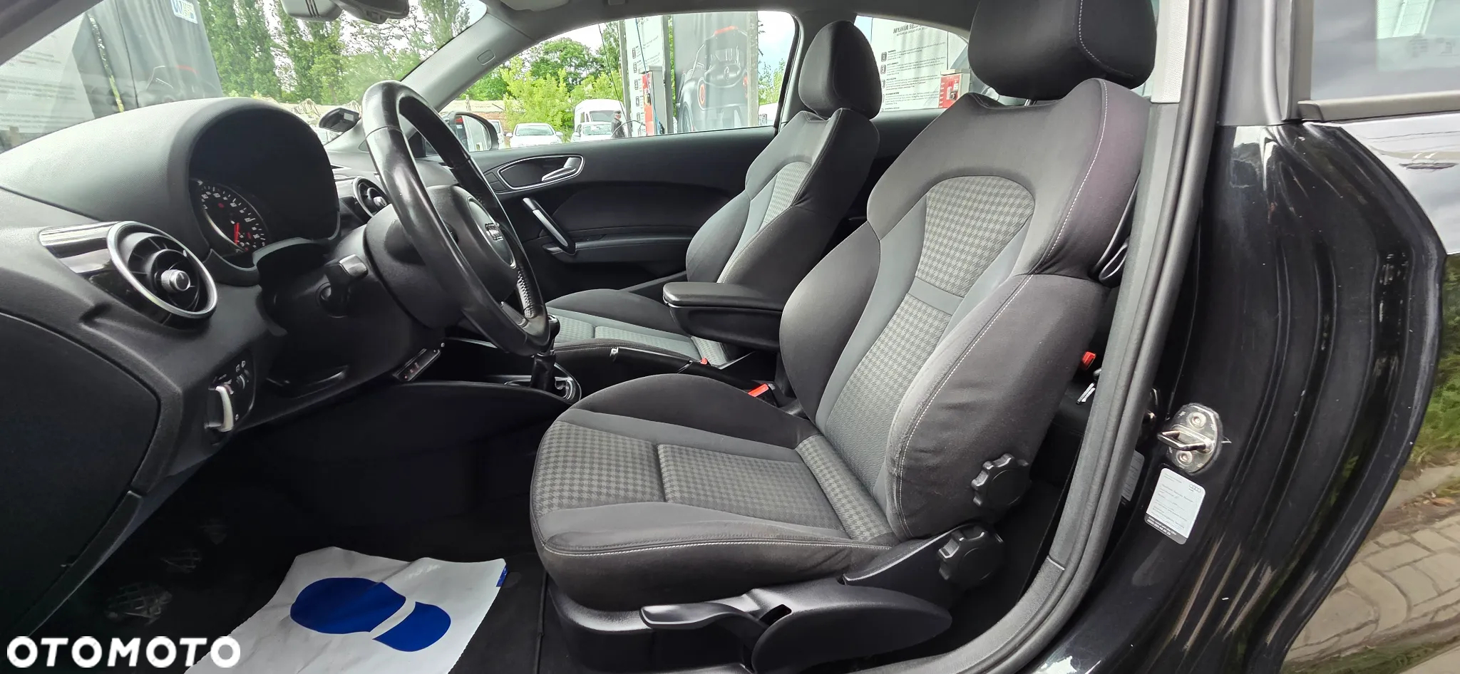 Audi A1 1.2 TFSI S line edition - 33