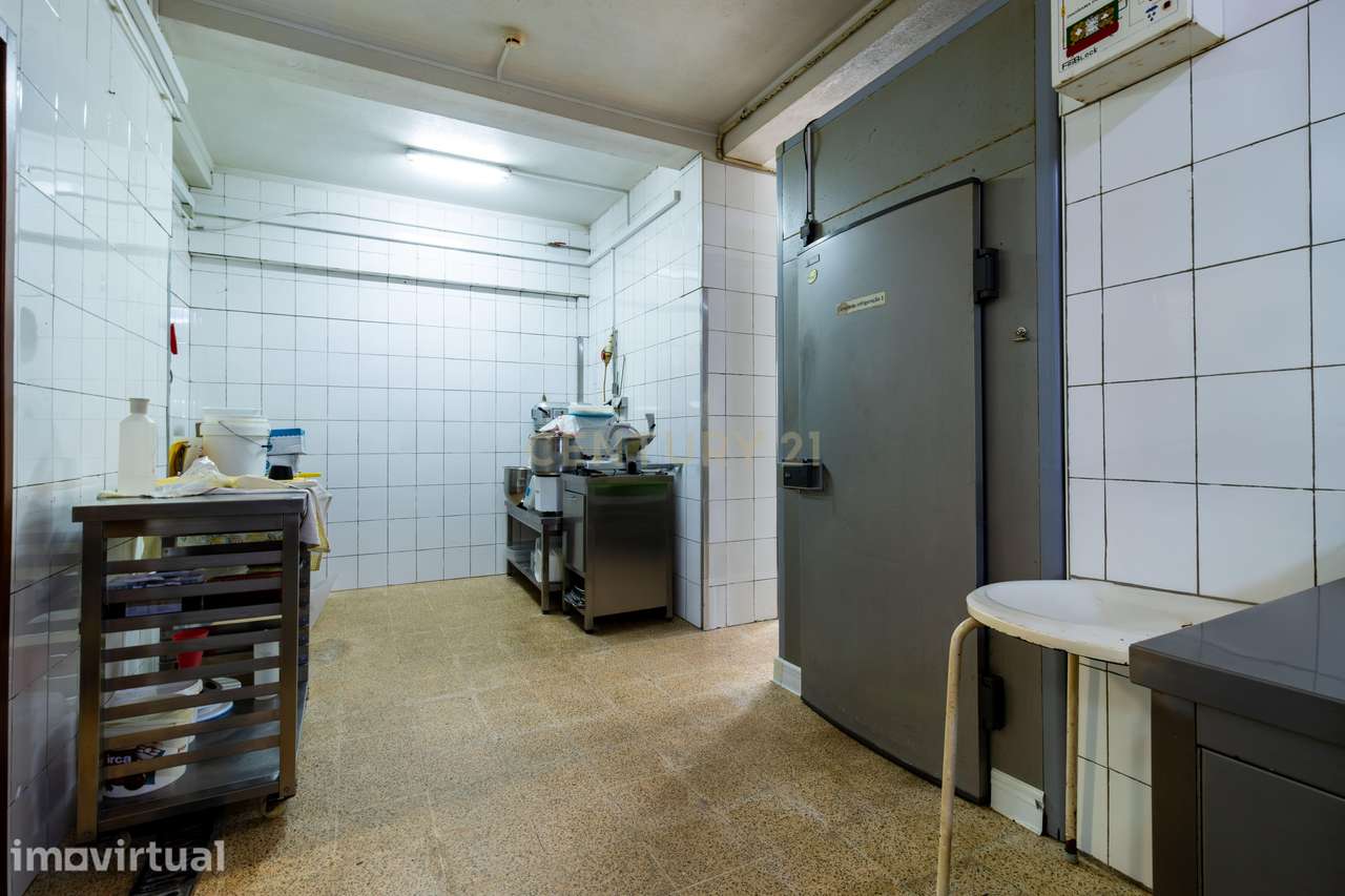 Trespasse e Arrendamento de Restaurante Takeaway - Grande imagem: 2/16
