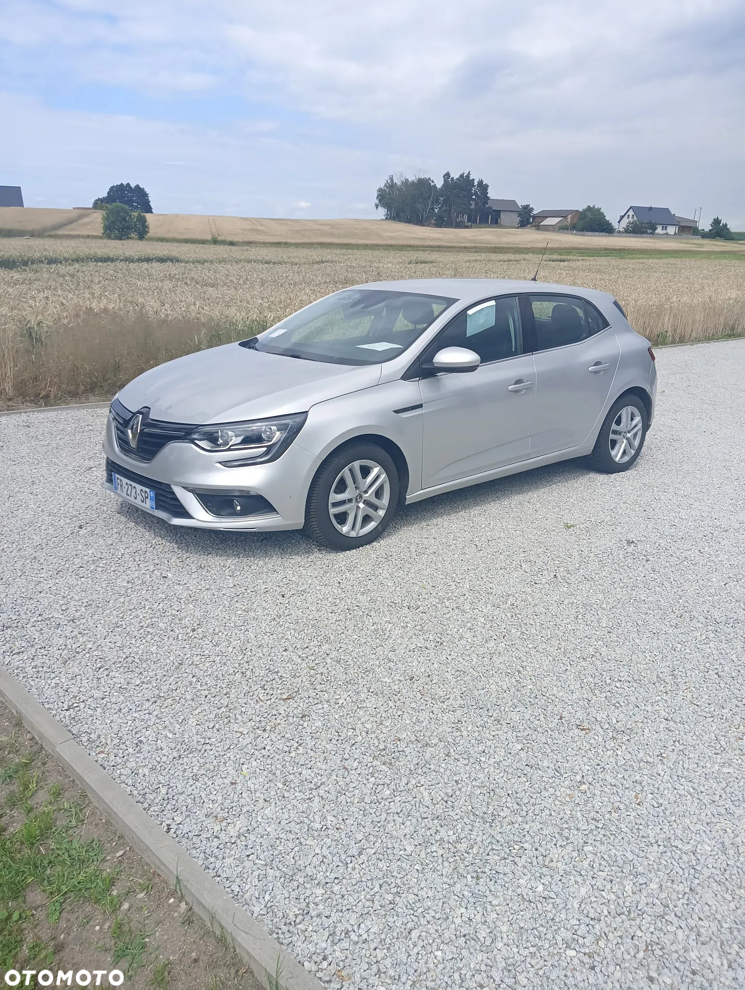 Renault Megane 1.5 Blue dCi Equilibre EDC - 4