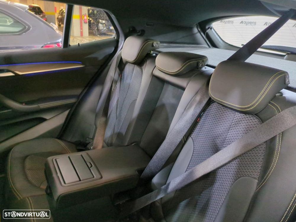 BMW X2 16 d sDrive Auto X Pack M - 9