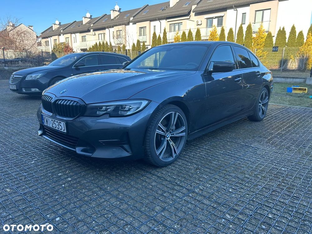 BMW Seria 3 330i Sport - 2