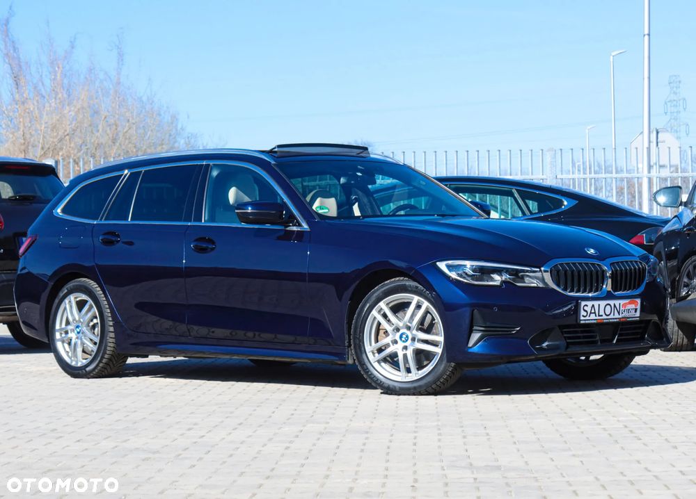 BMW Seria 3 320e Sport Line - 29