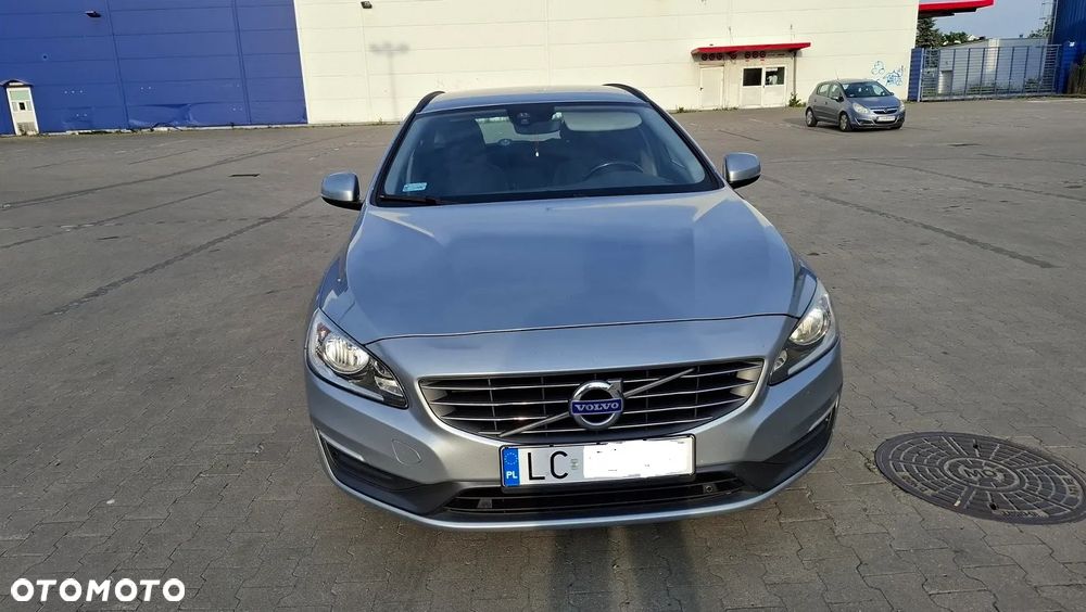 Volvo V60 D2 Momentum - 7