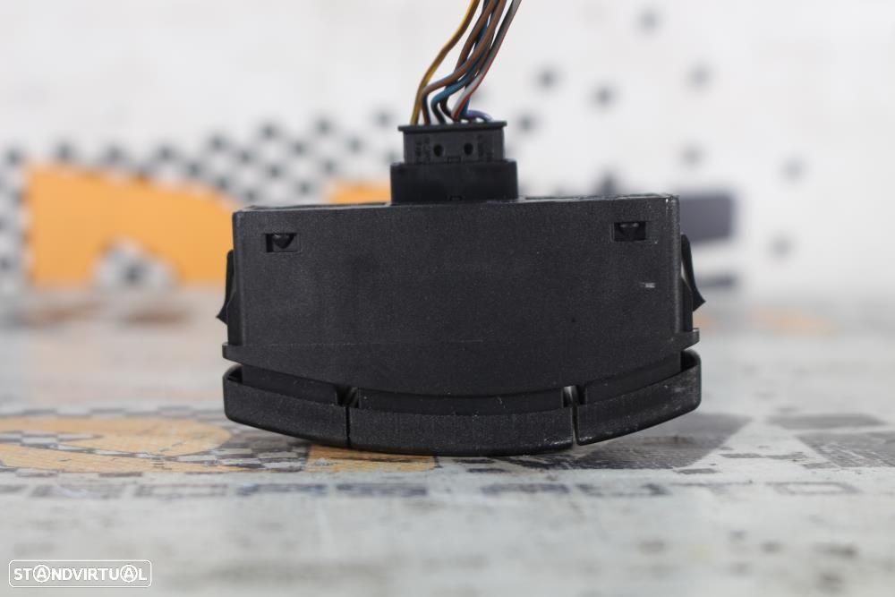 Botão De 4 Piscas Bmw 1 Coupé (E82)  6945603 / 61316945603 / 6 945 603 - 5