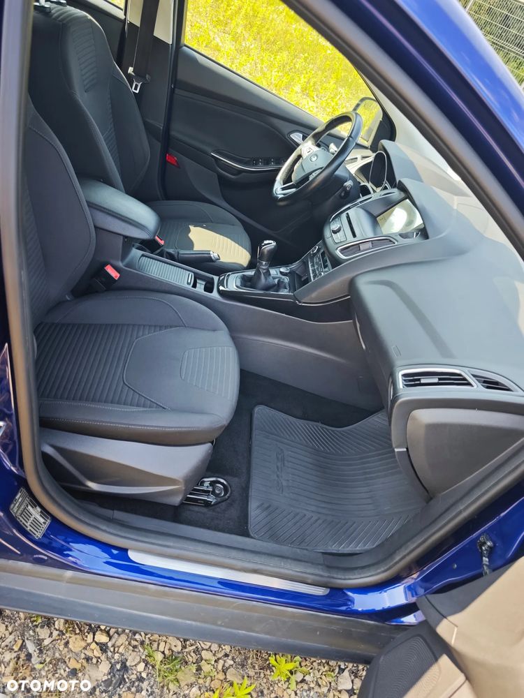 Ford Focus - 13