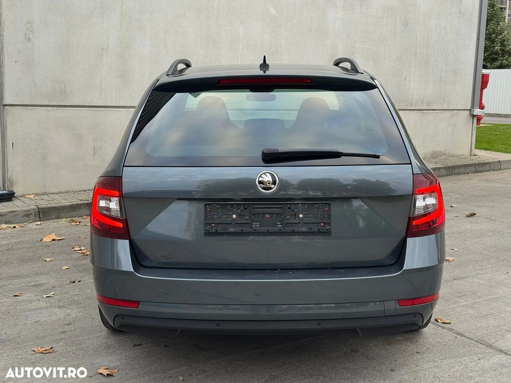 Skoda Octavia ver-2-0-tdi-150-cp-dsg-sportline - 5