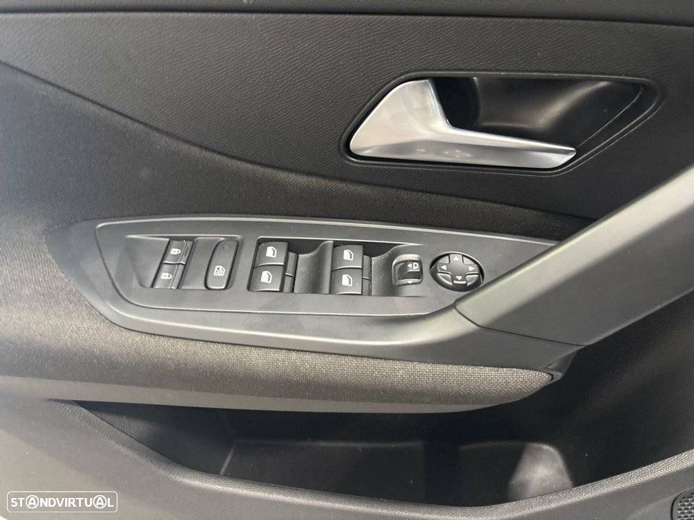 Peugeot 308 1.2 Hybrid Style e-DCS6 - 20