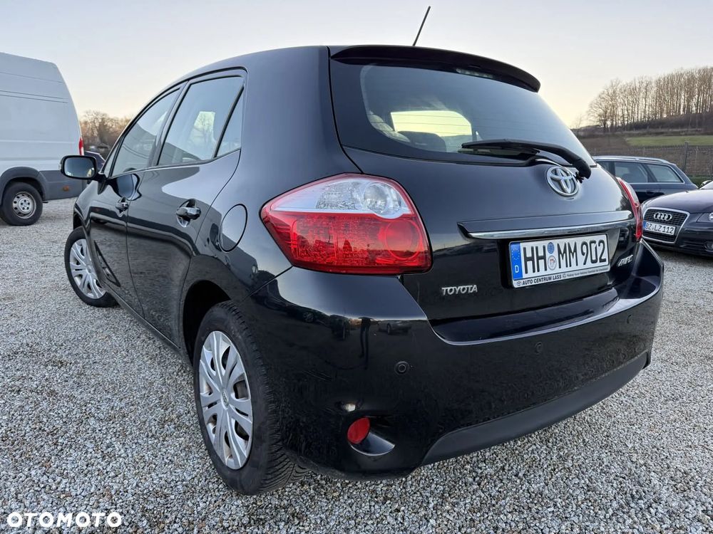 Toyota Auris - 7