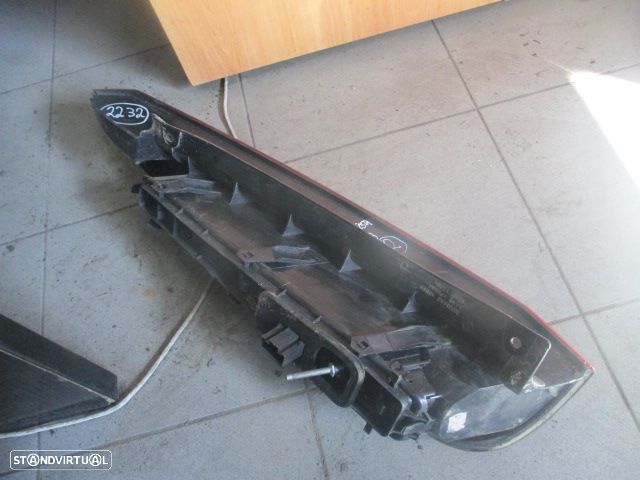 Farol Tras 2S6113N00AD FORD FIESTA 2003 TD VALEO - 2