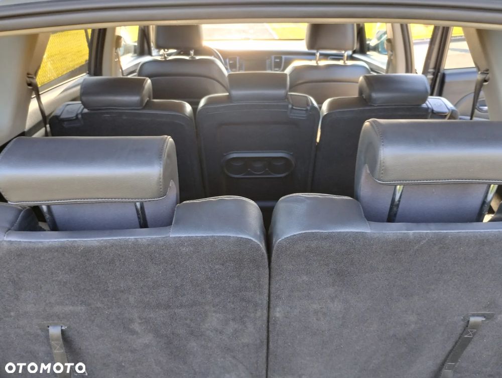 Kia Carens 1.7 CRDi XL 7os - 31
