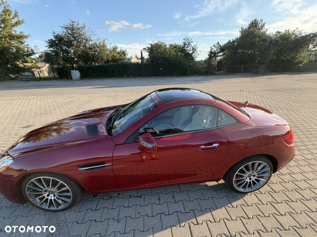 Mercedes-Benz SLC 300 9G-Tronic - 13