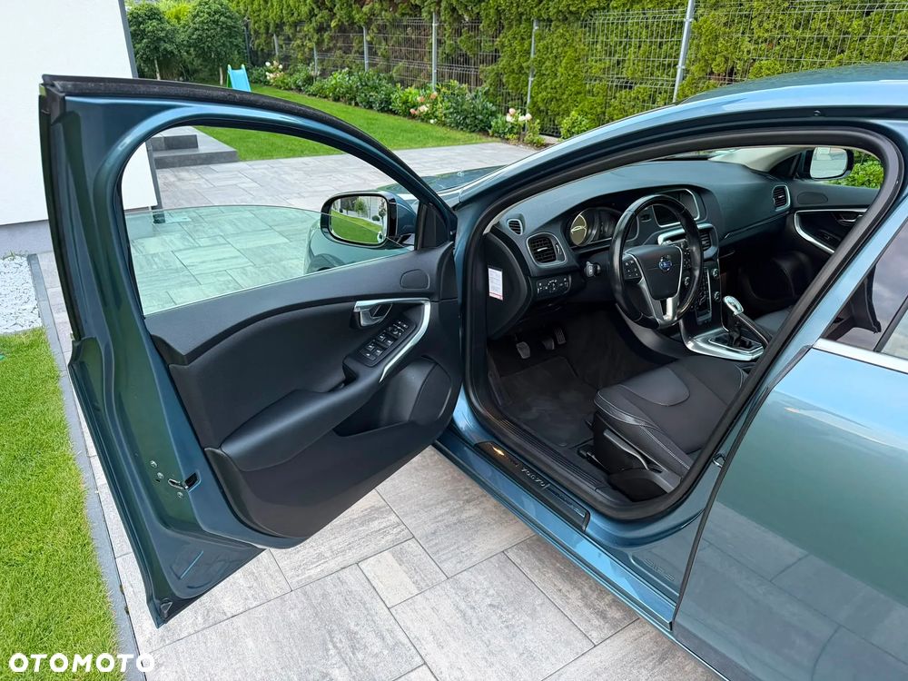 Volvo V40 D2 Summum - 11