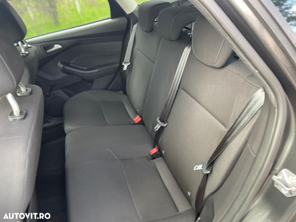 Ford Focus 1.0 EcoBoost Trend - 8