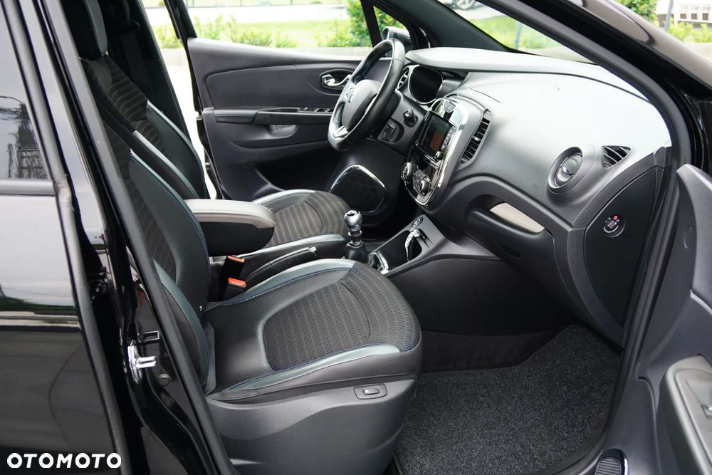 Renault Captur ENERGY TCe 120 Crossborder - 28