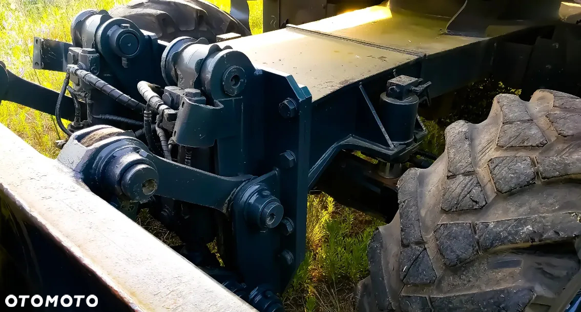 Hitachi ZX 130 W - 22