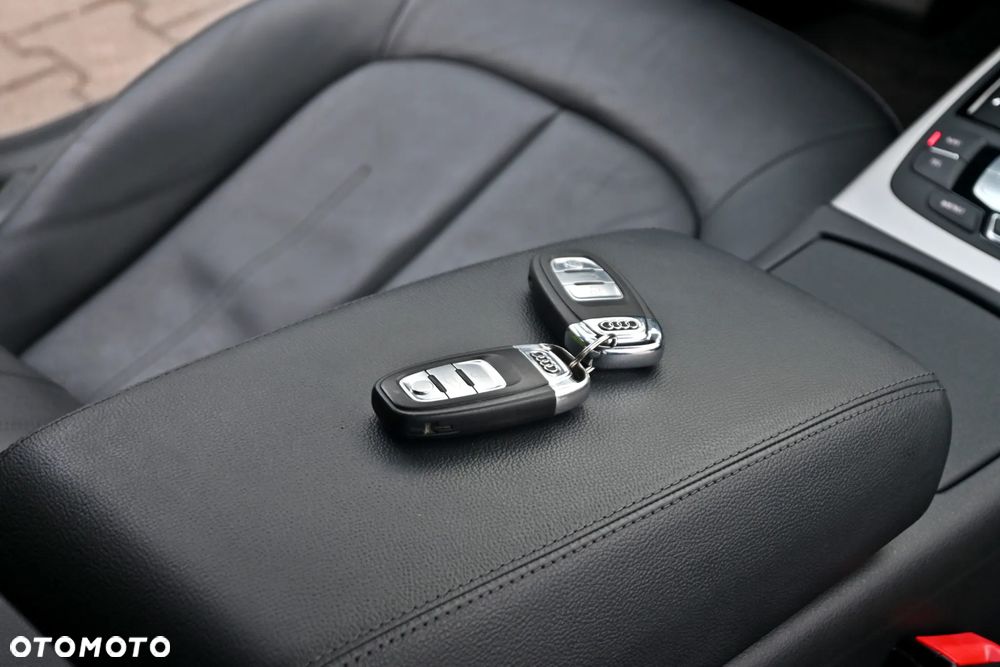 Audi A6 Avant 2.0 TDI Ultra S tronic - 34