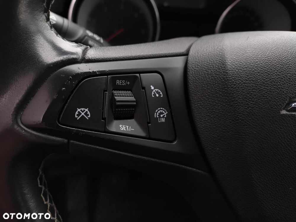 Opel Astra - 15