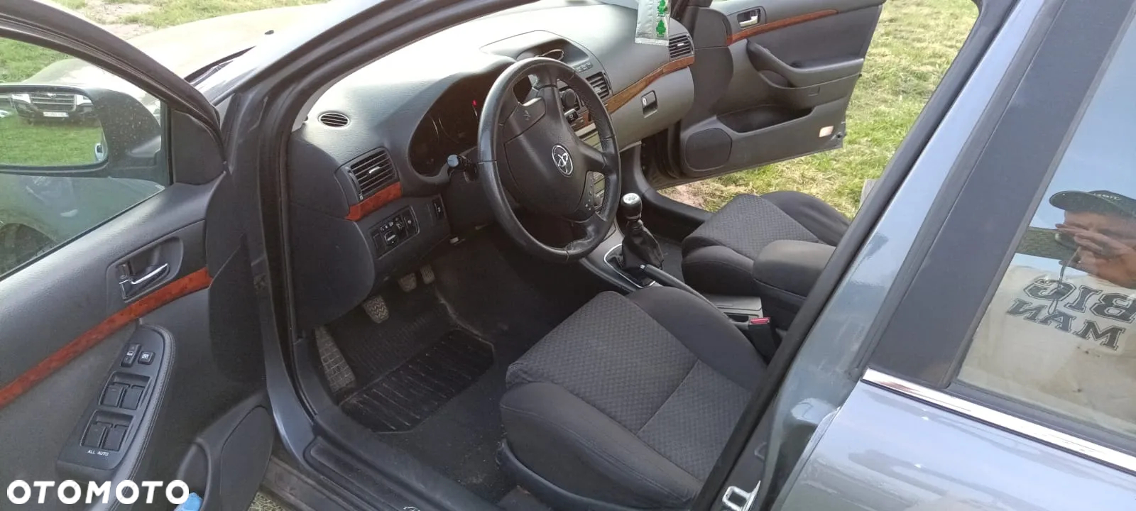 Toyota Avensis - 9