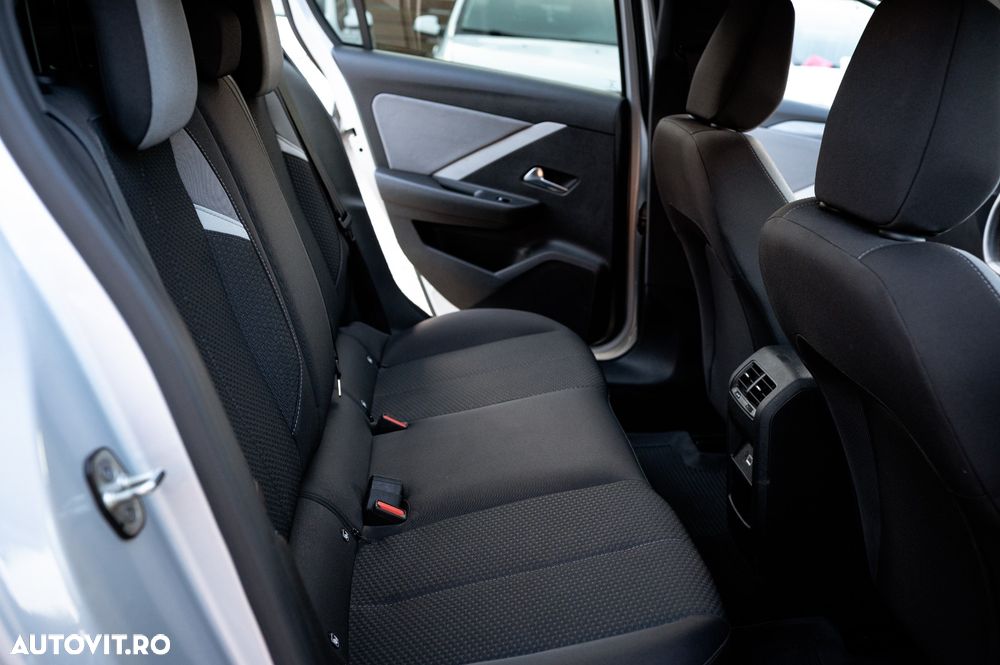 Opel Astra 1.2L Turbo Start/Stop AT8 Edition - 19