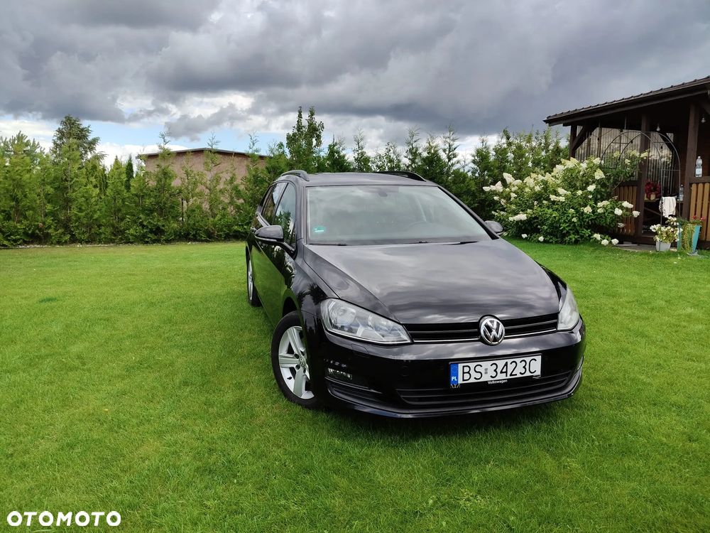 Volkswagen Golf - 2