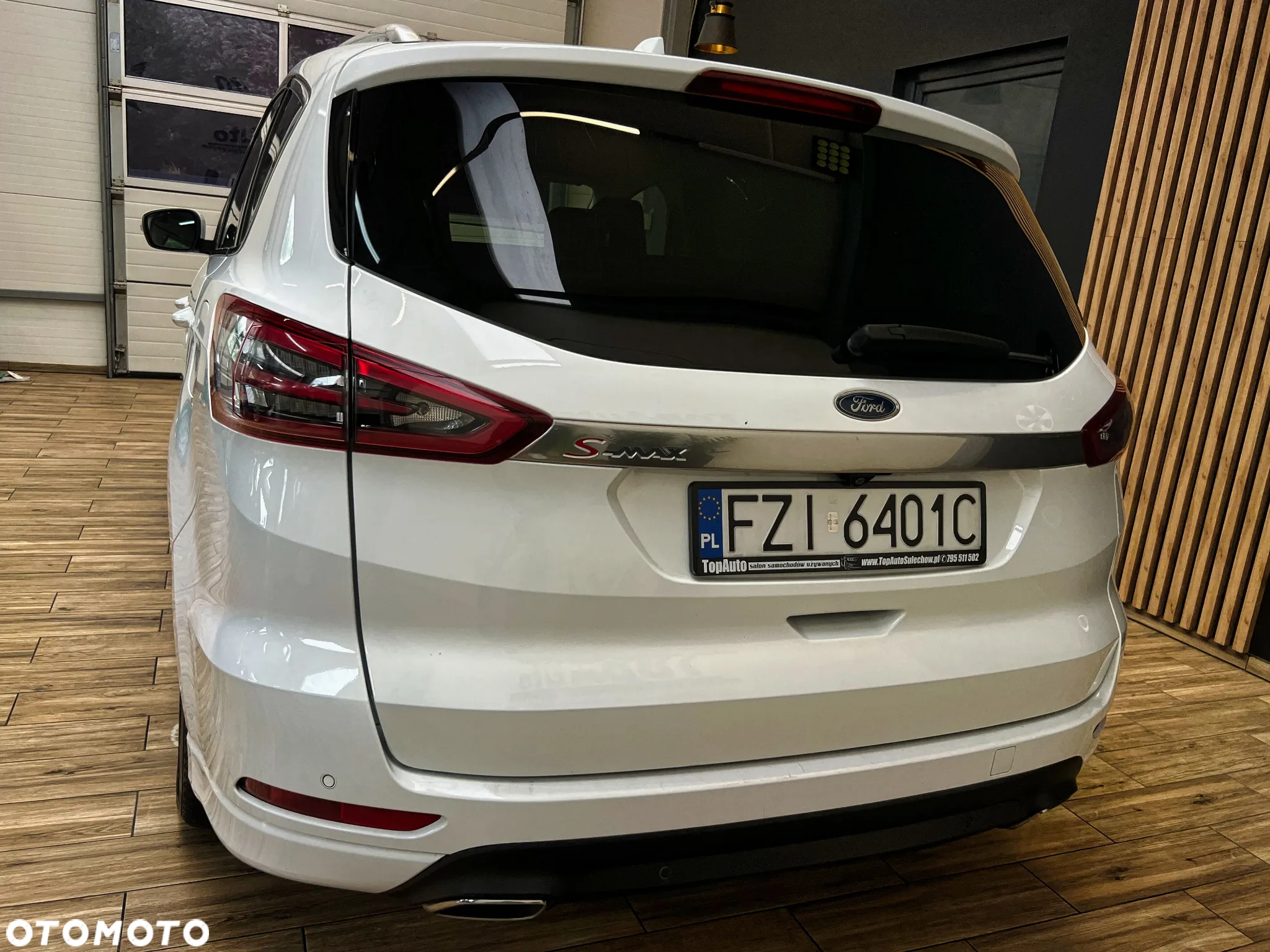 Ford S-Max 2.0 EcoBlue Titanium - 10