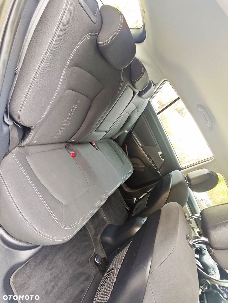 Kia Sportage 2.0 CRDI 2WD Attract - 31