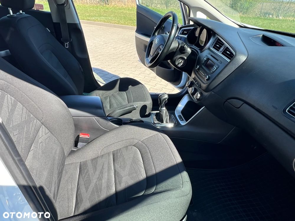 Kia Ceed 1.4 CRDi M - 5