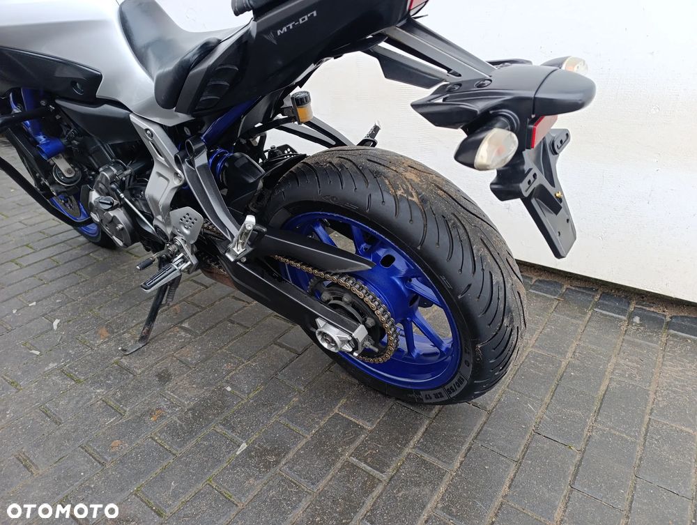 Yamaha MT - 17
