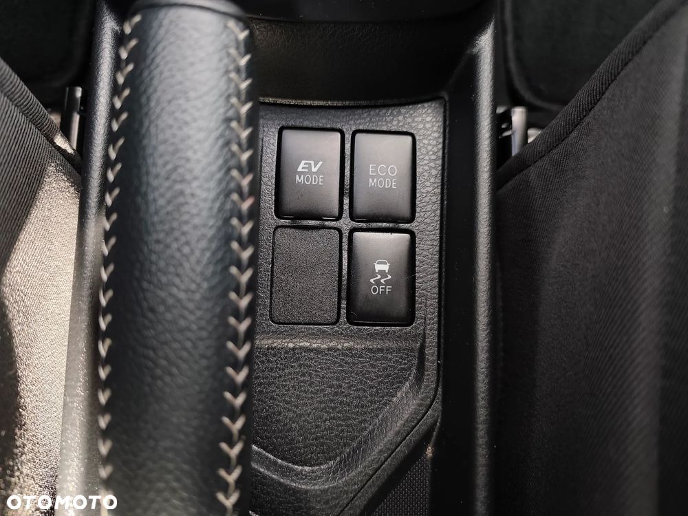 Toyota Yaris Hybrid 100 Premium EU6 - 33