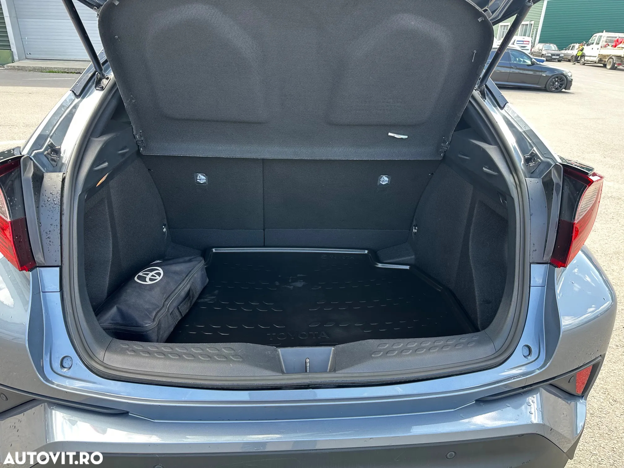 Toyota C-HR - 26