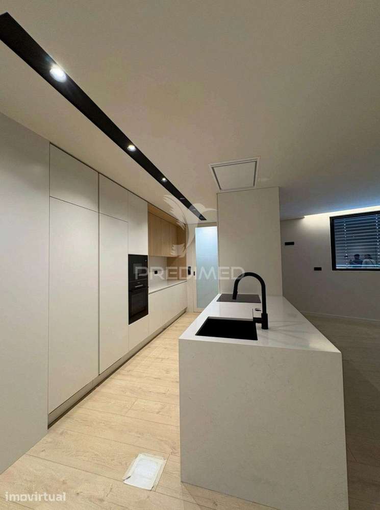 Vende-se T3 em Gondomar - Grande imagem: 2/17