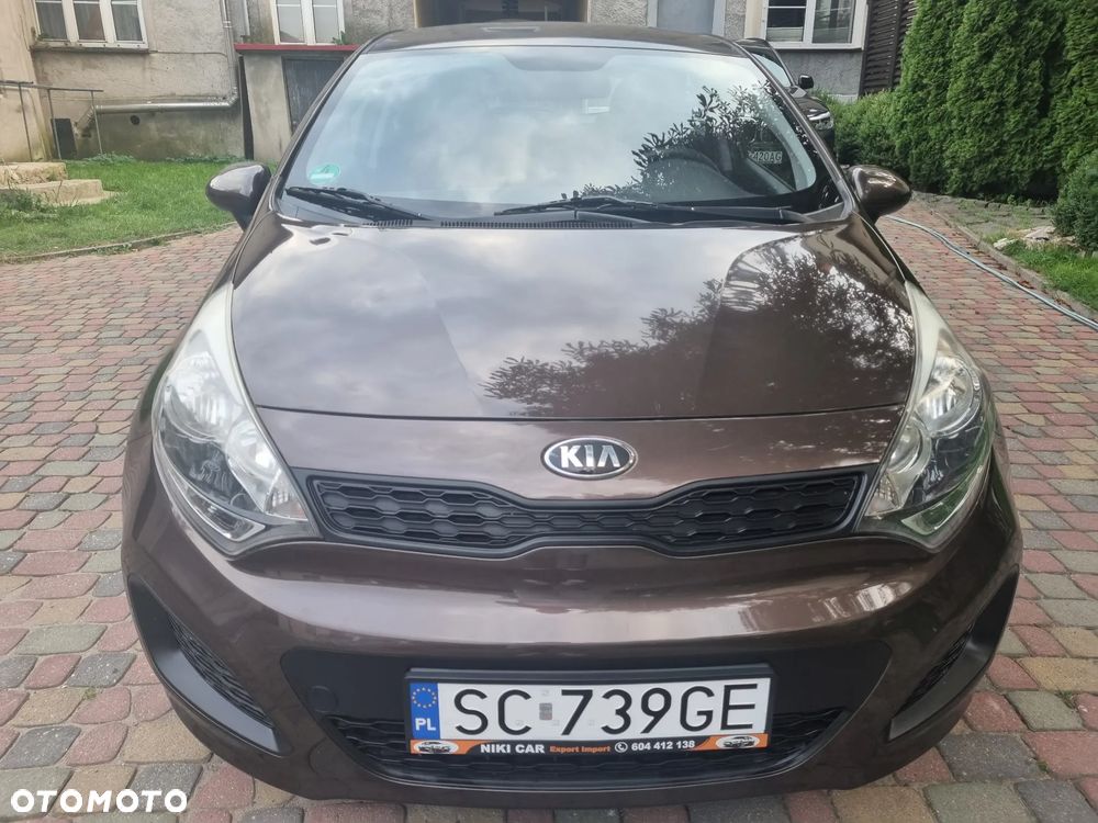 Kia Rio 1.2 Dream-Team Edition - 4