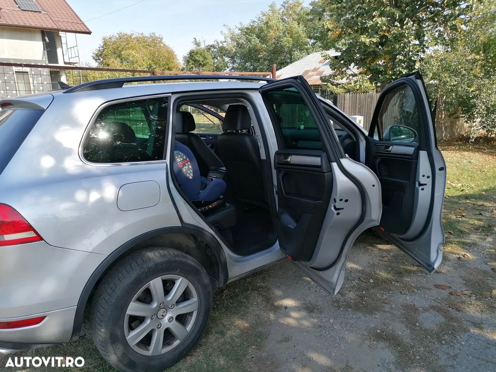 VOLKSWAGEN Touareg 2011 — imagine 6