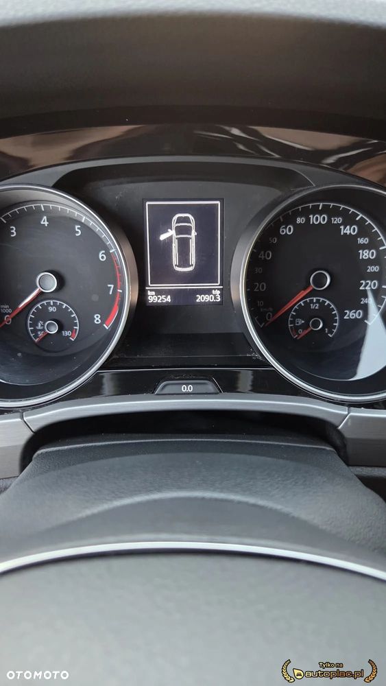 Volkswagen Touran - 6