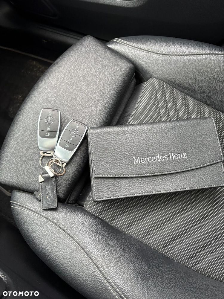 Mercedes-Benz Klasa B 180 7G-DCT Progressive - 28