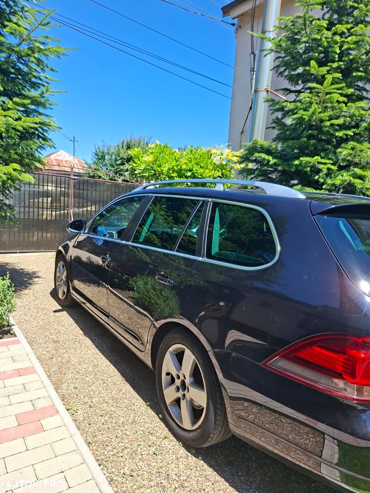 Volkswagen Golf 2.0 TDI Comfortline DSG - 3