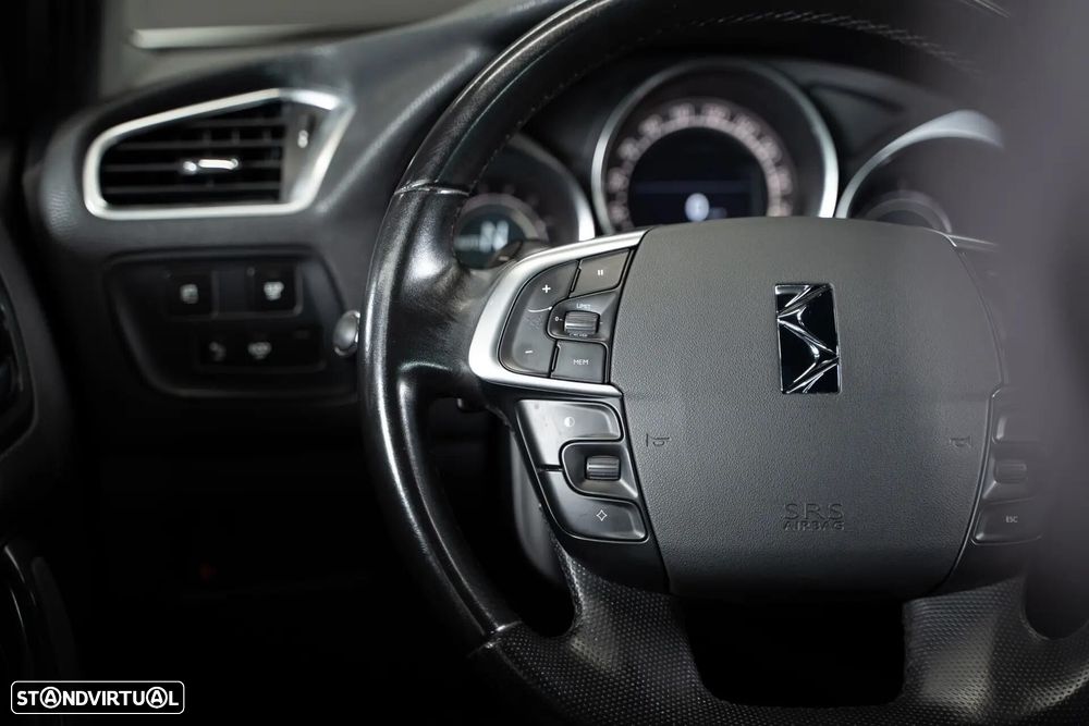 Citroën DS4 1.6 e-HDi So Chic CMP6 - 17