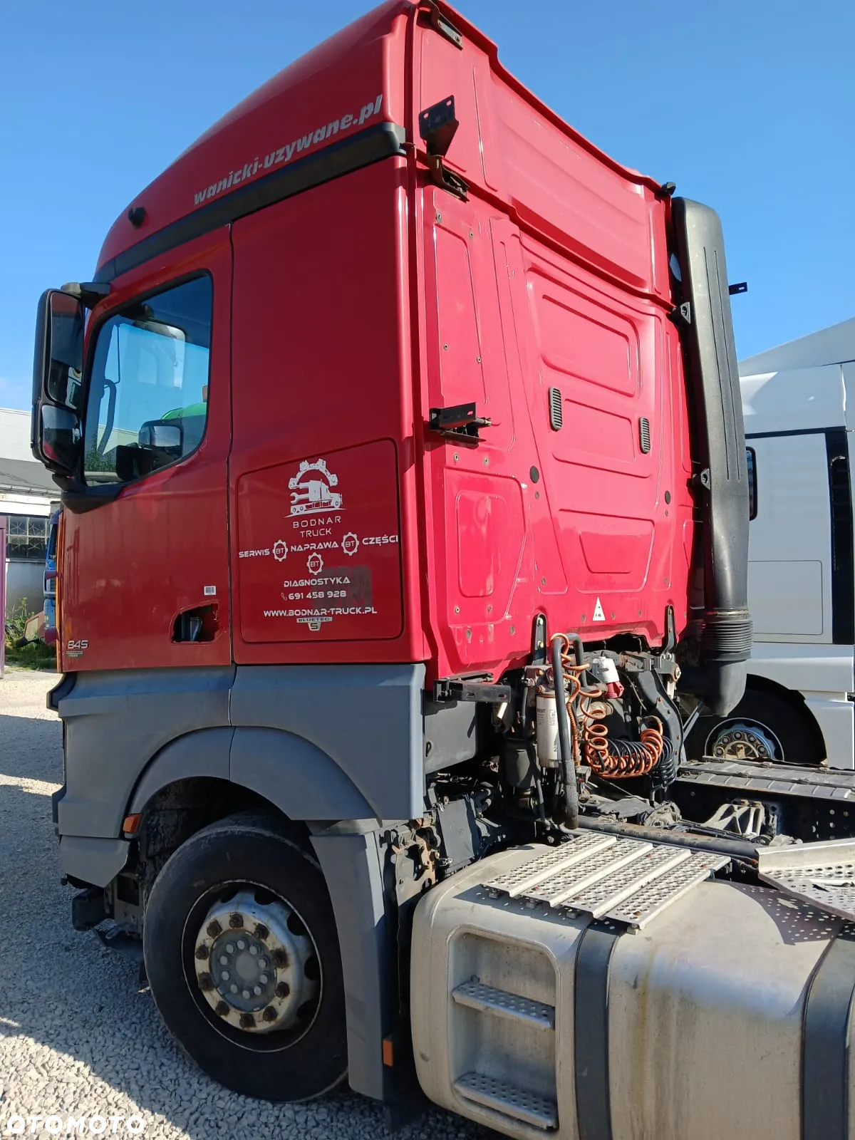 DRZWI SCHOWKA STRONA LEWA PRAWA MERCEDES ACTROS MP4 - 3