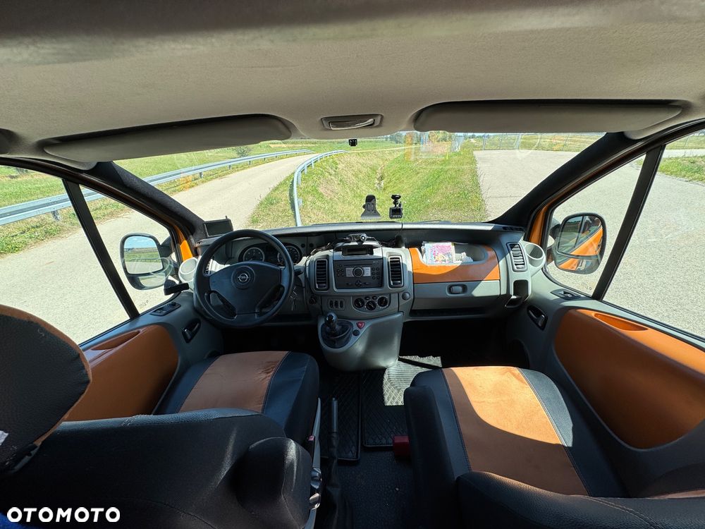 Opel Vivaro - 17